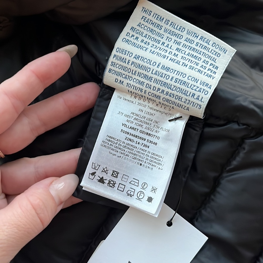 SOLD IN STORE Moncler puffer (like new coat jacket)- Sz 3 large (medium) - Picture 10 of 11